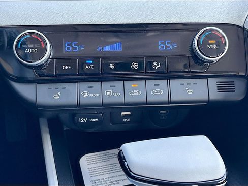 New 2026 Hyundai Elantra Limited image 16