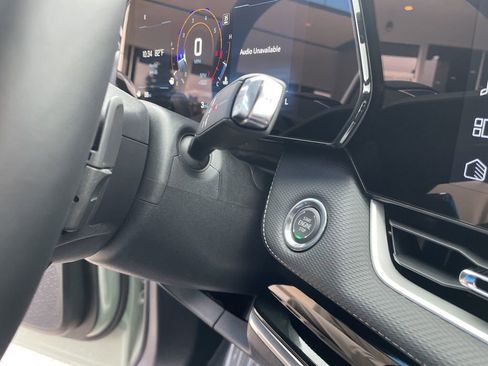 New 2026 Chevrolet Equinox LT w/ Safety and Technology Package FWD image 28