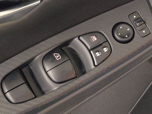 Used 2022 Nissan Sentra S image 27