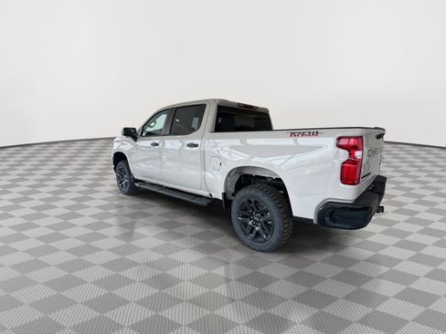New 2026 Chevrolet Silverado 1500 Custom Trail Boss w/ LPO, Dark Essentials Package AWD/4WD image 7