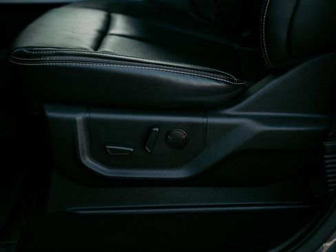 Used 2020 Ford F250 Lariat image 17