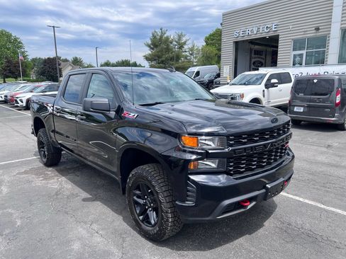 Used 2022 Chevrolet Silverado 1500 Custom Trail Boss w/ LPO, Dark Essentials Package AWD/4WD image 7