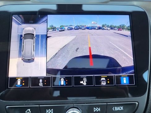 Used 2022 Chevrolet Equinox RS w/ RS Leather Package image 17