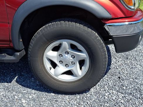 Used 2003 Toyota Tacoma PreRunner RWD image 11