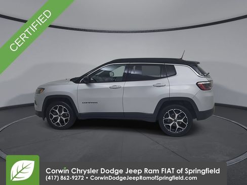 Certified 2025 Jeep Compass Limited AWD/4WD image 11
