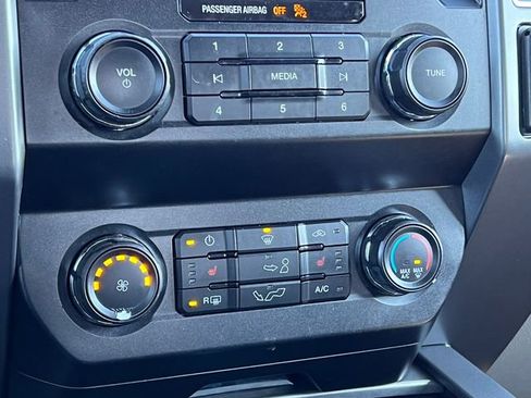 Used 2019 Ford F150 XLT w/ Equipment Group 302A Luxury AWD/4WD image 34