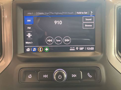 Used 2024 Chevrolet Silverado 1500 Custom image 17