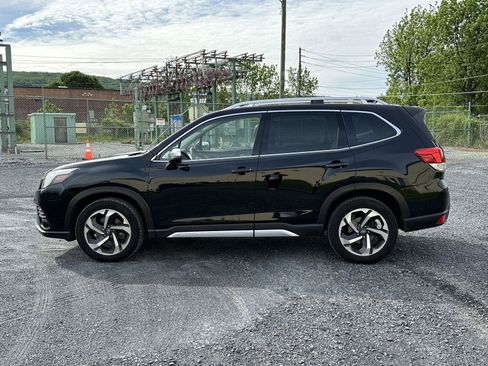 Used 2022 Subaru Forester Touring AWD/4WD image 5