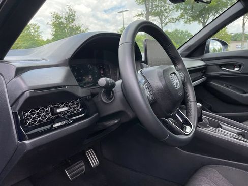 Certified 2025 Honda Accord Sport image 27