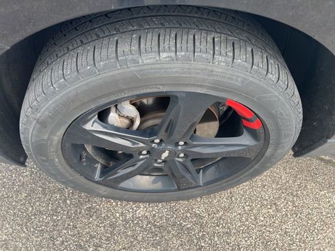 Used 2020 Chevrolet Equinox LT FWD image 4