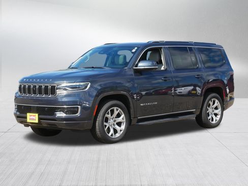 Used 2022 Jeep Wagoneer Series I w/ Convenience Group I AWD/4WD image 3