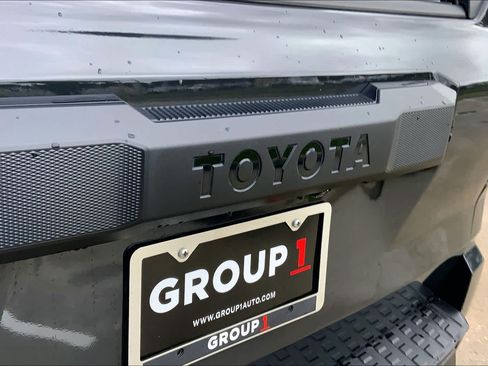 Used 2025 Toyota 4Runner SR5 RWD image 29