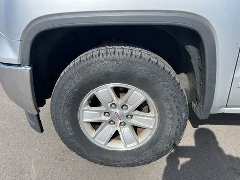 Used 2015 GMC Sierra 1500 SLE w/ SLE Value Package AWD/4WD image 9