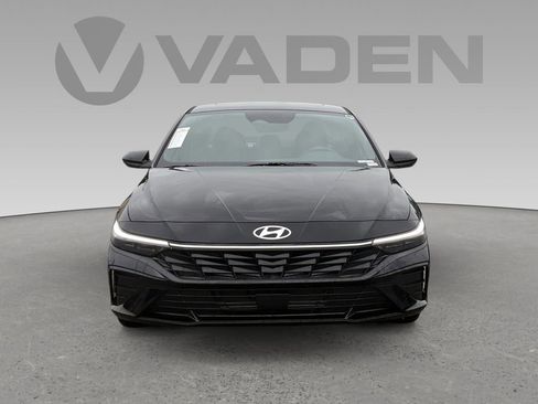 New 2026 Hyundai Elantra SEL Sport Premium image 25