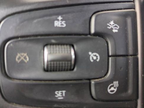 Used 2022 GMC Sierra 2500 AT4 w/ AT4 Premium Plus Package image 17