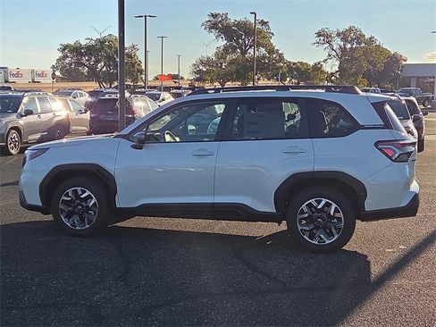New 2025 Subaru Forester Premium image 2