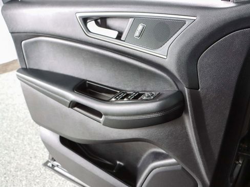 Used 2019 Ford Edge SEL w/ Equipment Group 201A image 21