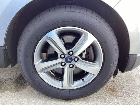 Used 2020 Ford Edge SEL w/ Convenience Package AWD/4WD image 9