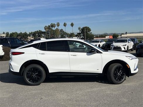 New 2026 Buick Envista Sport Touring w/ Convenience I Package image 2