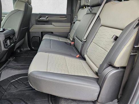 New 2026 Chevrolet Silverado 2500 ZR2 AWD/4WD image 16