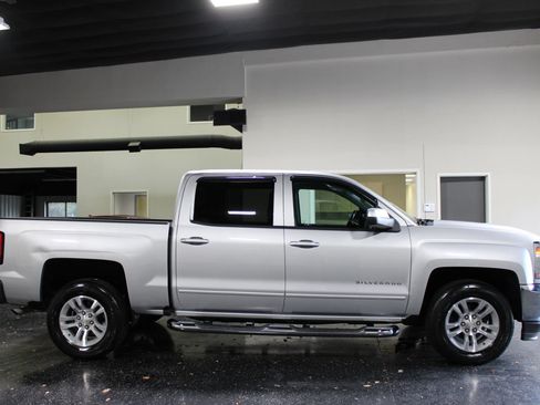 Used 2017 Chevrolet Silverado 1500 LT w/ All Star Edition RWD image 2