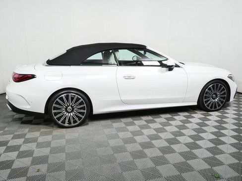 Used 2024 Mercedes-Benz CLE 300 4MATIC Cabriolet image 27