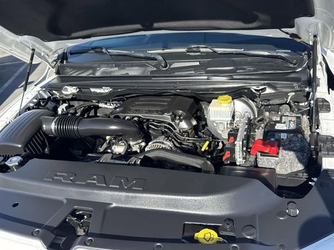 Used 2019 RAM 1500 Big Horn image 13