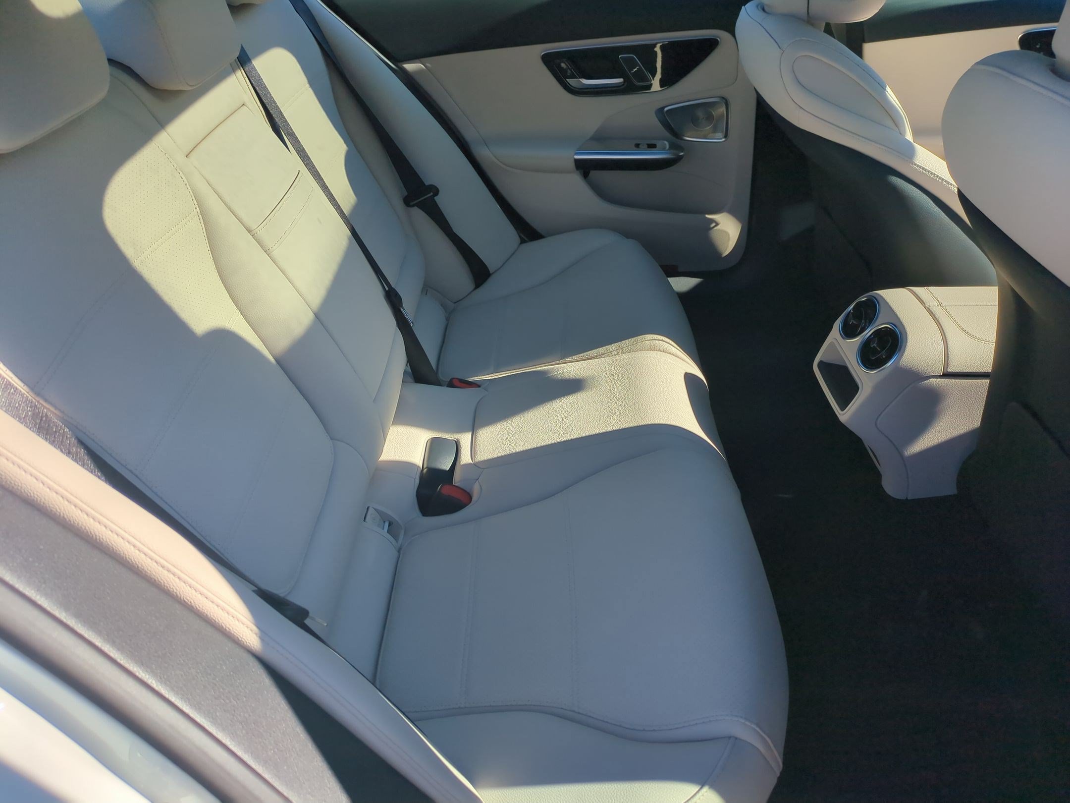 Used 2026 Mercedes-Benz C 300 4MATIC Sedan image 34
