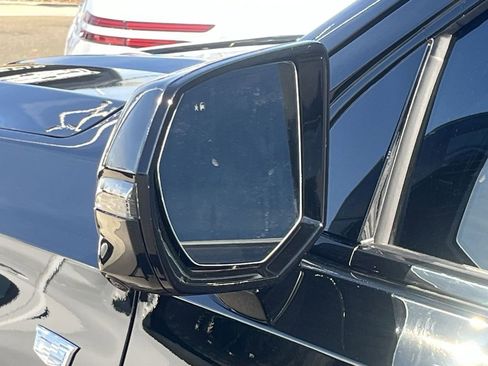 Used 2025 Cadillac Escalade Sport Platinum image 35