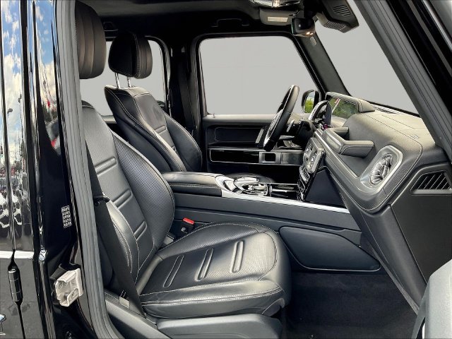Used 2020 Mercedes-Benz G 550 w/ G Manufaktur Interior Package image 31