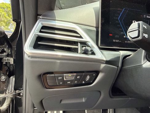 Used 2025 BMW M4 CS AWD/4WD image 45