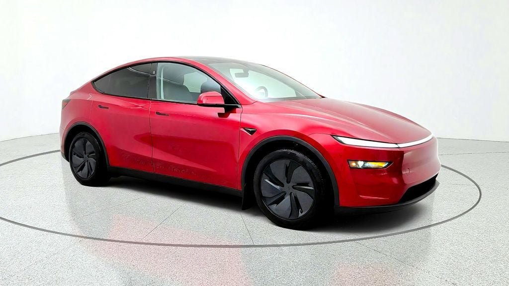 Used 2026 Tesla Model Y Long Range AWD/4WD image 3