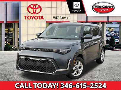 Used 2023 Kia Soul LX w/ LX Technology Package
