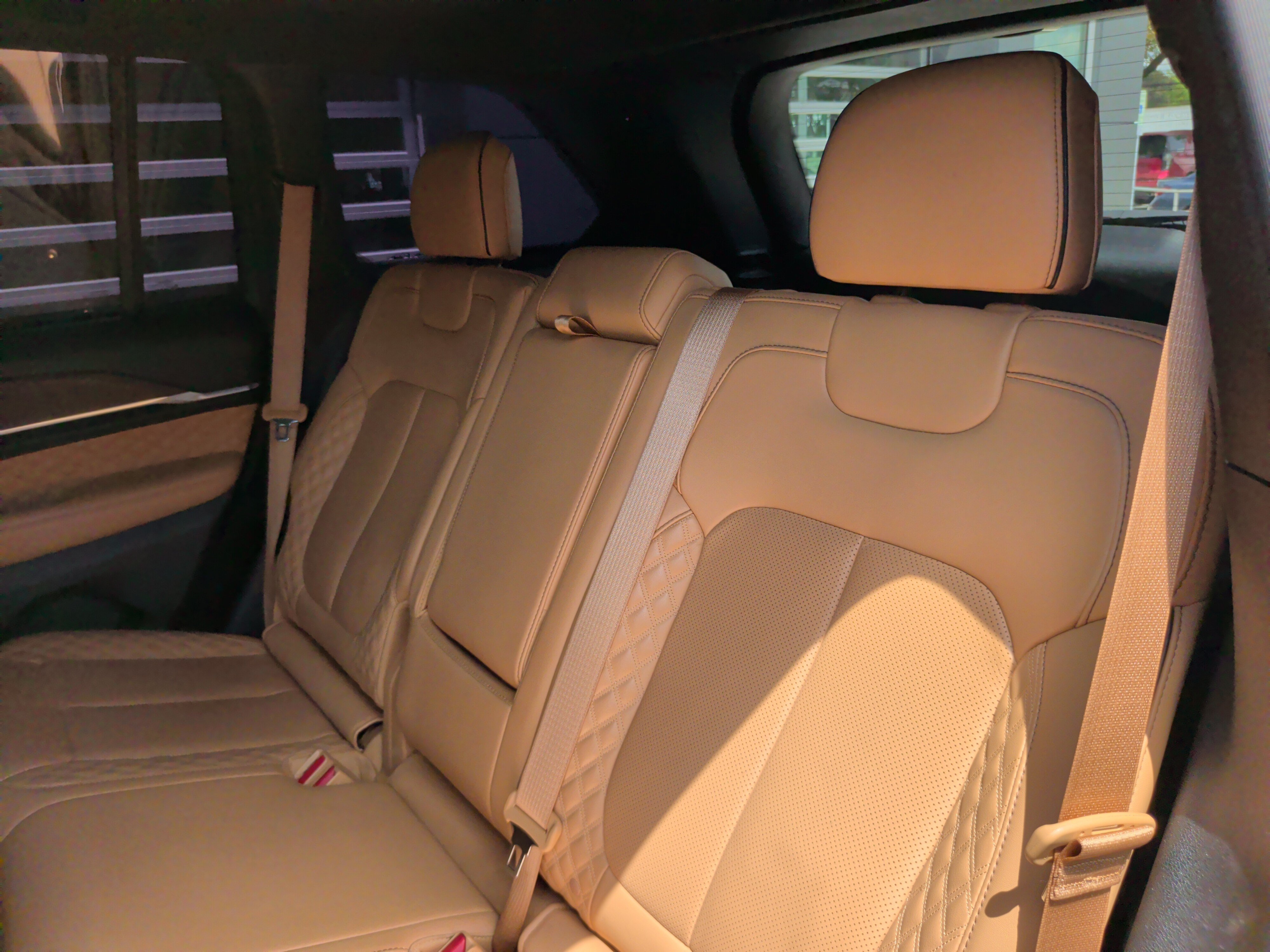 Used 2023 Jeep Grand Cherokee Summit w/ Adv Protech Group IV AWD/4WD image 70