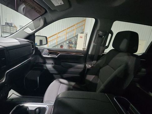 Used 2024 Chevrolet Silverado 1500 RST image 11