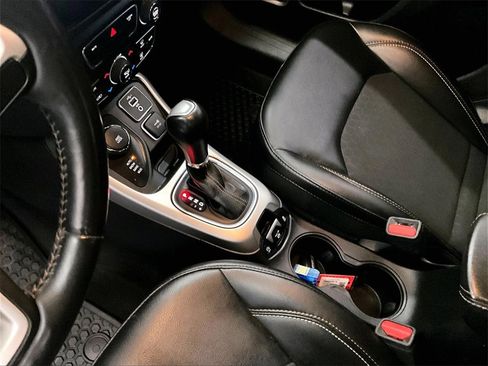 Used 2019 Jeep Compass Latitude w/ Popular Equipment Group image 20