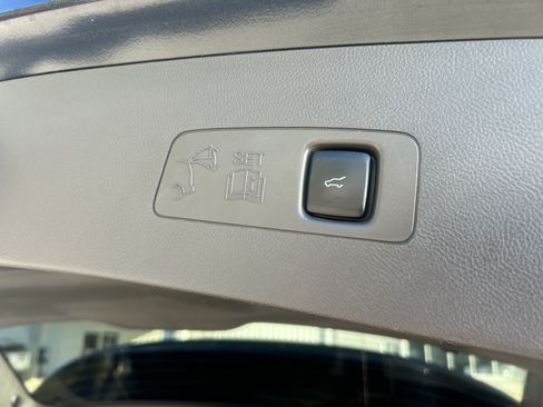 Used 2021 Lincoln Corsair Reserve w/ Equipment Group 201A FWD image 44