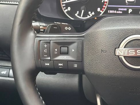 Used 2026 Nissan Pathfinder SV FWD image 21