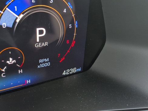 Used 2024 Chevrolet Colorado ZR2 w/ Safety Package image 23