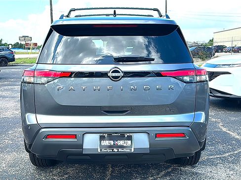New 2026 Nissan Pathfinder SL FWD image 7