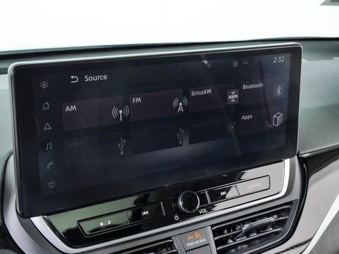 Used 2024 Nissan Altima 2.0 SR FWD image 15