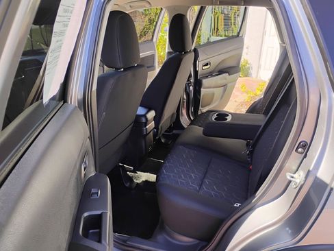 Used 2023 Mitsubishi Outlander Sport LE image 8