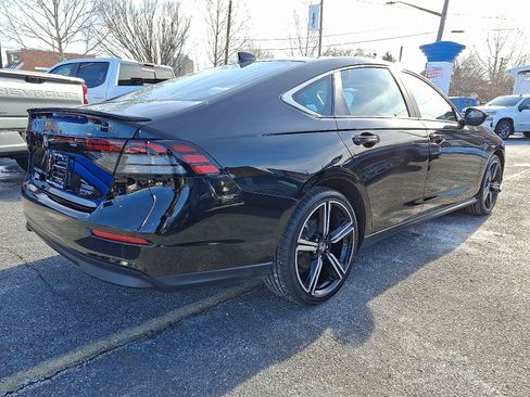 Used 2024 Honda Accord Sport image 5