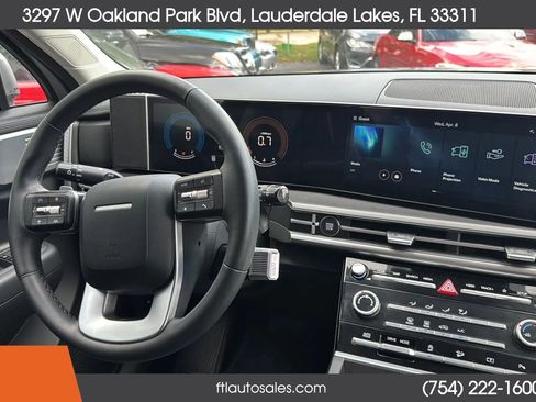 Used 2025 Hyundai Santa Fe SE image 40