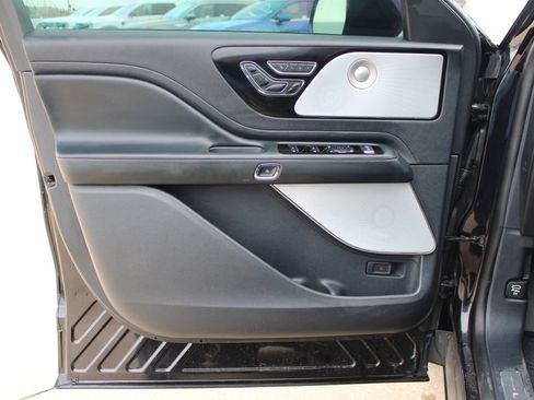 Used 2025 Lincoln Aviator Reserve w/ Equipment Group 201A AWD/4WD image 43