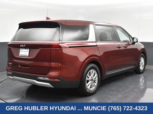 Used 2023 Kia Carnival LX FWD image 20