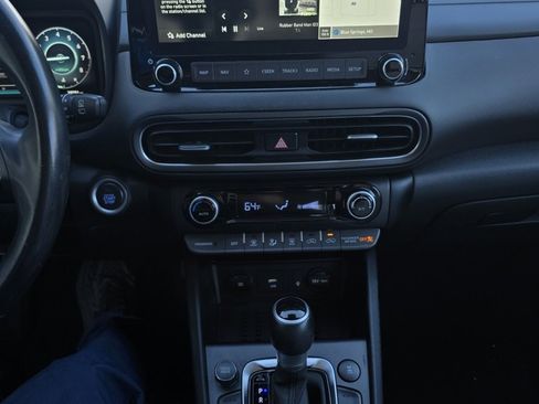 Used 2023 Hyundai Kona Limited w/ Cargo Package image 13