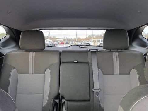 Used 2025 Chevrolet Blazer LT image 28