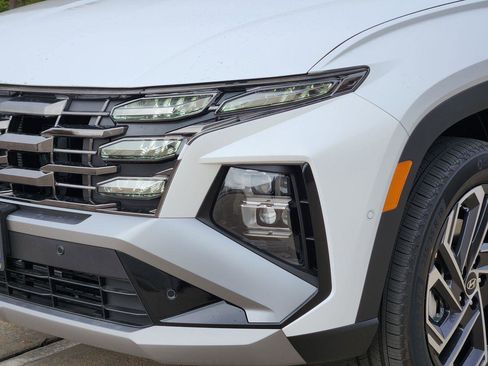 New 2026 Hyundai Tucson Limited image 6