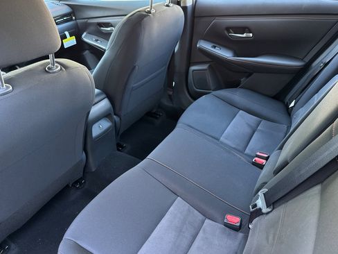 New 2025 Nissan Sentra SR image 9